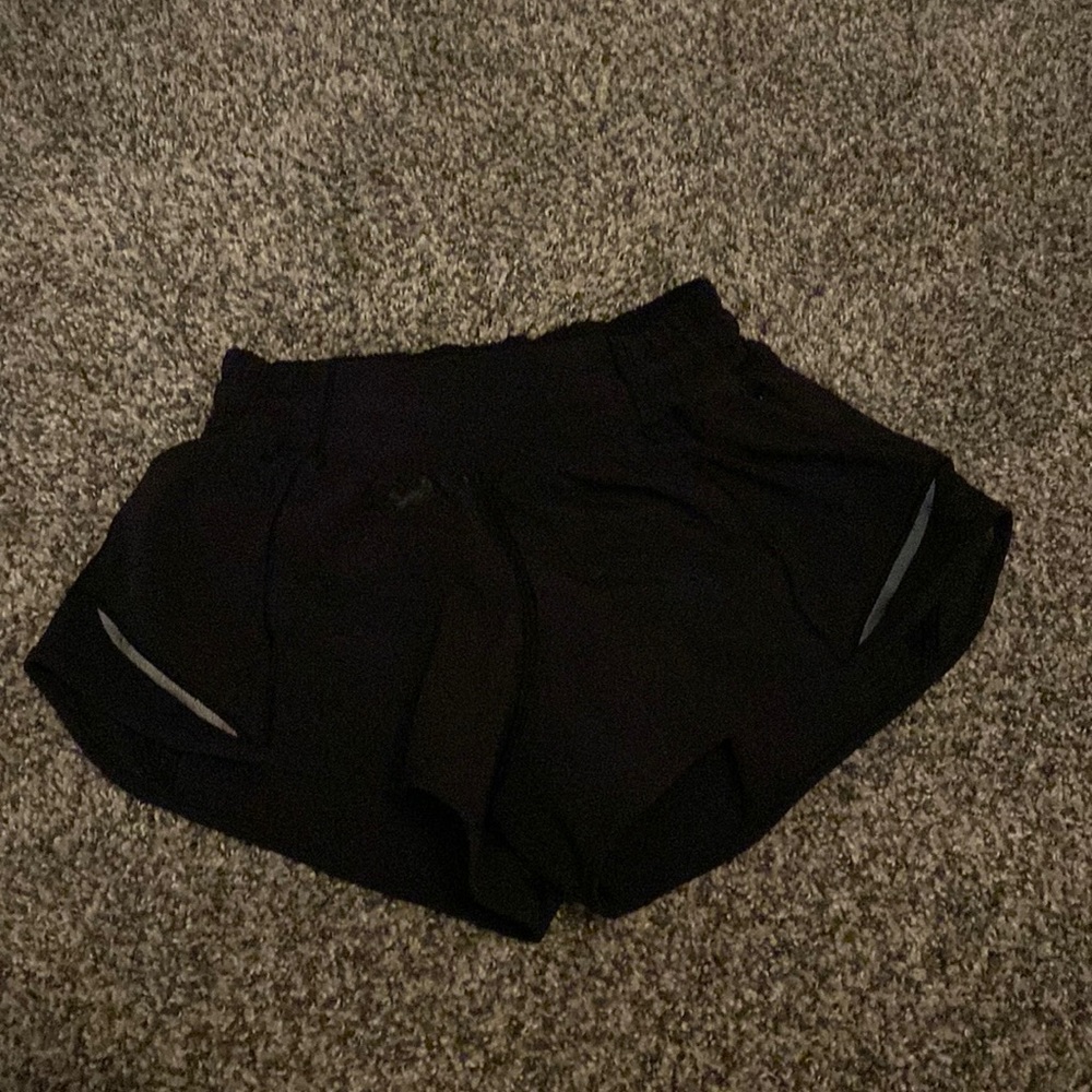 Lululemon hotty hot shorts